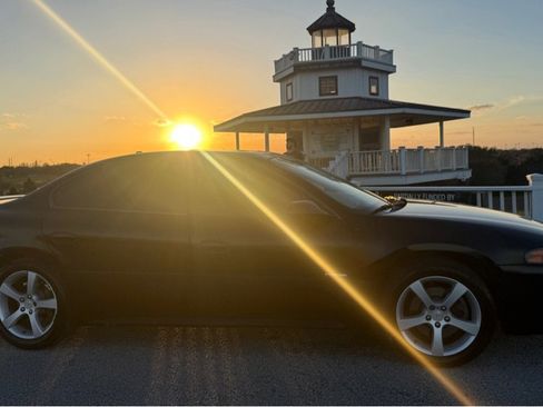 Used 2004 Pontiac Bonneville GXP image 4