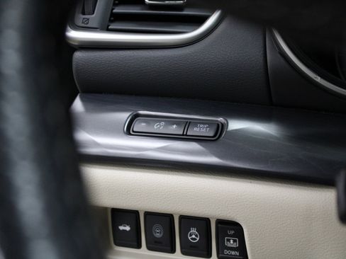 Used 2020 Nissan Maxima Platinum image 33