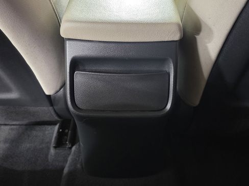 Used 2018 Hyundai Elantra SEL image 15