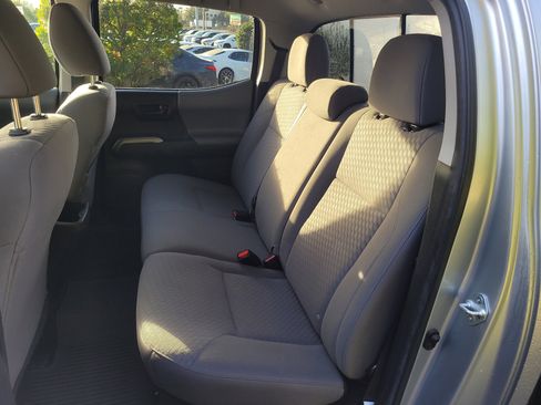 Used 2022 Toyota Tacoma SR5 image 14