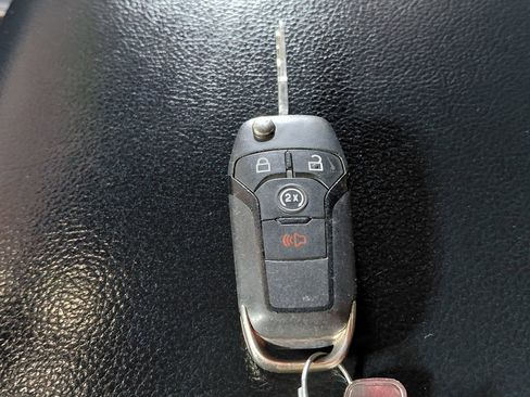 Used 2017 Ford F150 XLT w/ Equipment Group 302A Luxury image 24