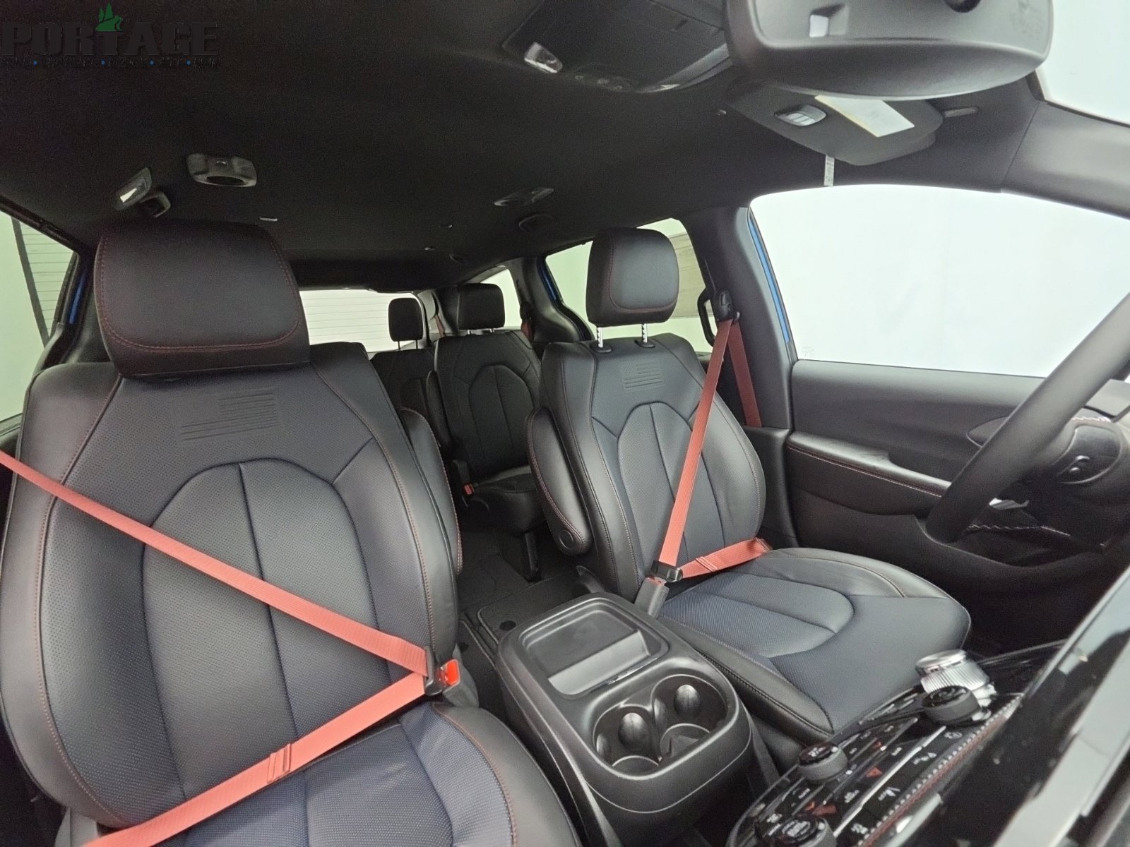 New 2027 Chrysler Pacifica Select AWD/4WD image 49