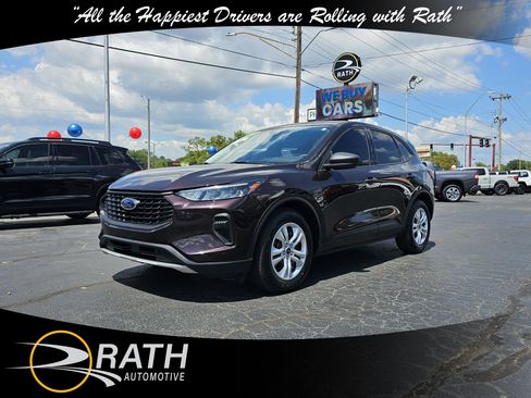 Used 2023 Ford Escape FWD image 4