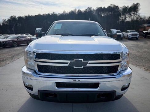 Used 2012 Chevrolet Silverado 2500 LT w/ Interior Plus Package RWD image 2
