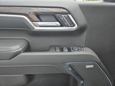 New 2026 GMC Sierra 1500 SLT w/ SLT Premium Package AWD/4WD image 12