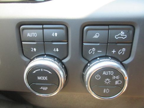 New 2026 GMC Sierra 2500 AT4X AWD/4WD image 18