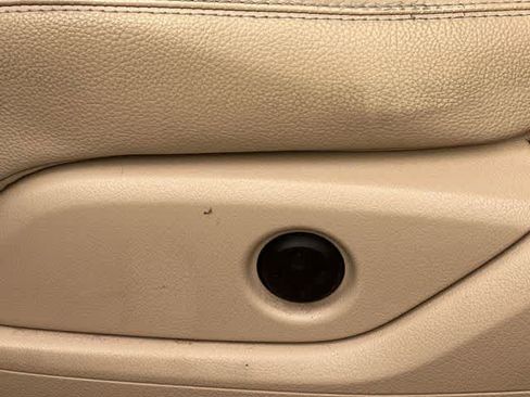 Used 2017 Mercedes-Benz GLS 450 4MATIC image 31