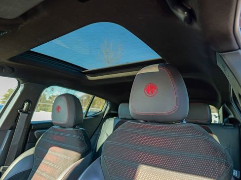 Used 2024 Alfa Romeo Tonale Veloce w/ Active Assist Package image 20