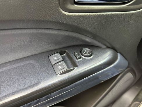 Used 2020 Chevrolet Colorado Z71 image 11