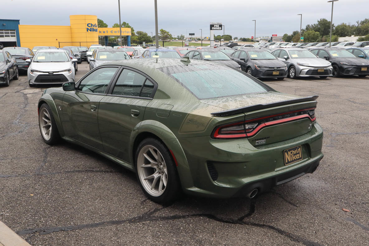 Used 2023 Dodge Charger Scat Pack RWD image 4