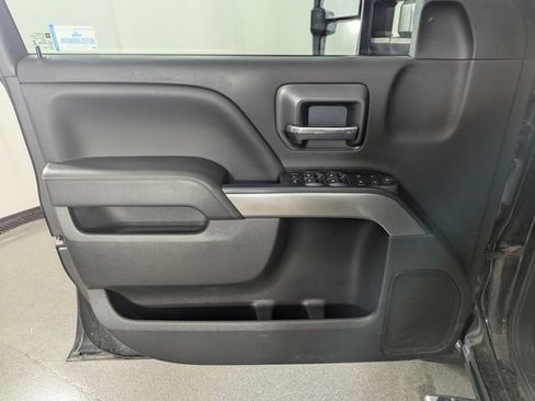 Used 2017 Chevrolet Silverado 1500 LT w/ Max Trailering Package AWD/4WD image 9