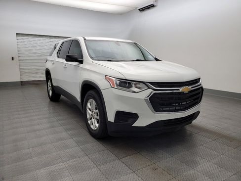 Used 2020 Chevrolet Traverse LS image 13