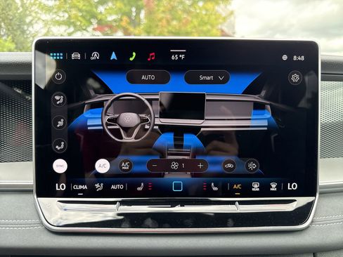 New 2025 Volkswagen Tiguan SE R-Line image 20