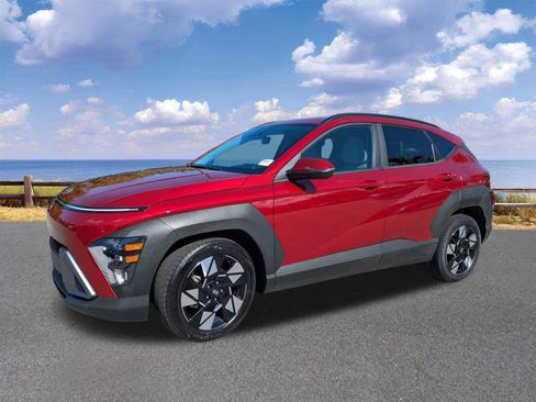Used 2025 Hyundai Kona SEL FWD image 4