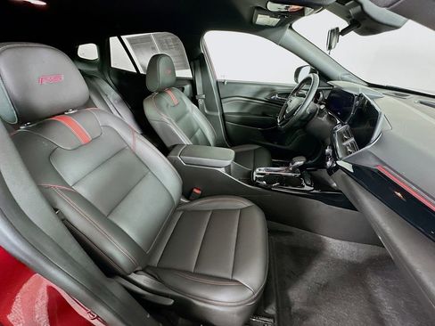 Used 2024 Chevrolet Trax RS image 33