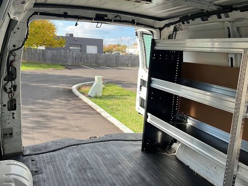 Used 2022 Chevrolet Express 2500 w/ Driver Convenience Package image 15