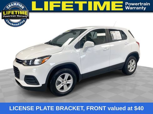 Used 2018 Chevrolet Trax LS AWD/4WD image 1