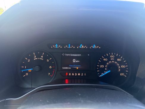 Used 2016 Ford F150 XL w/ Equipment Group 101A Mid AWD/4WD image 29