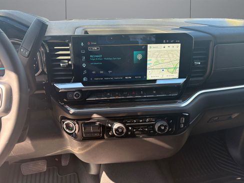 Used 2026 Chevrolet Silverado 1500 LT AWD/4WD image 12