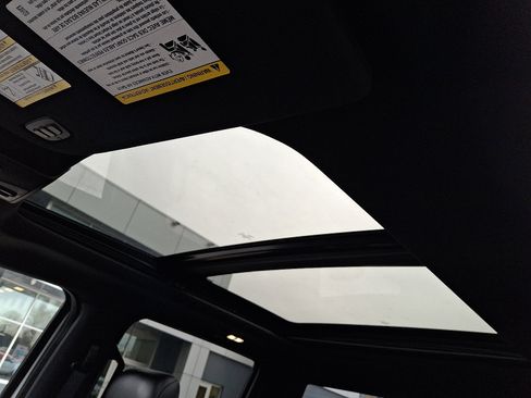 Used 2019 Ford F150 Lariat w/ Equipment Group 502A Luxury image 14