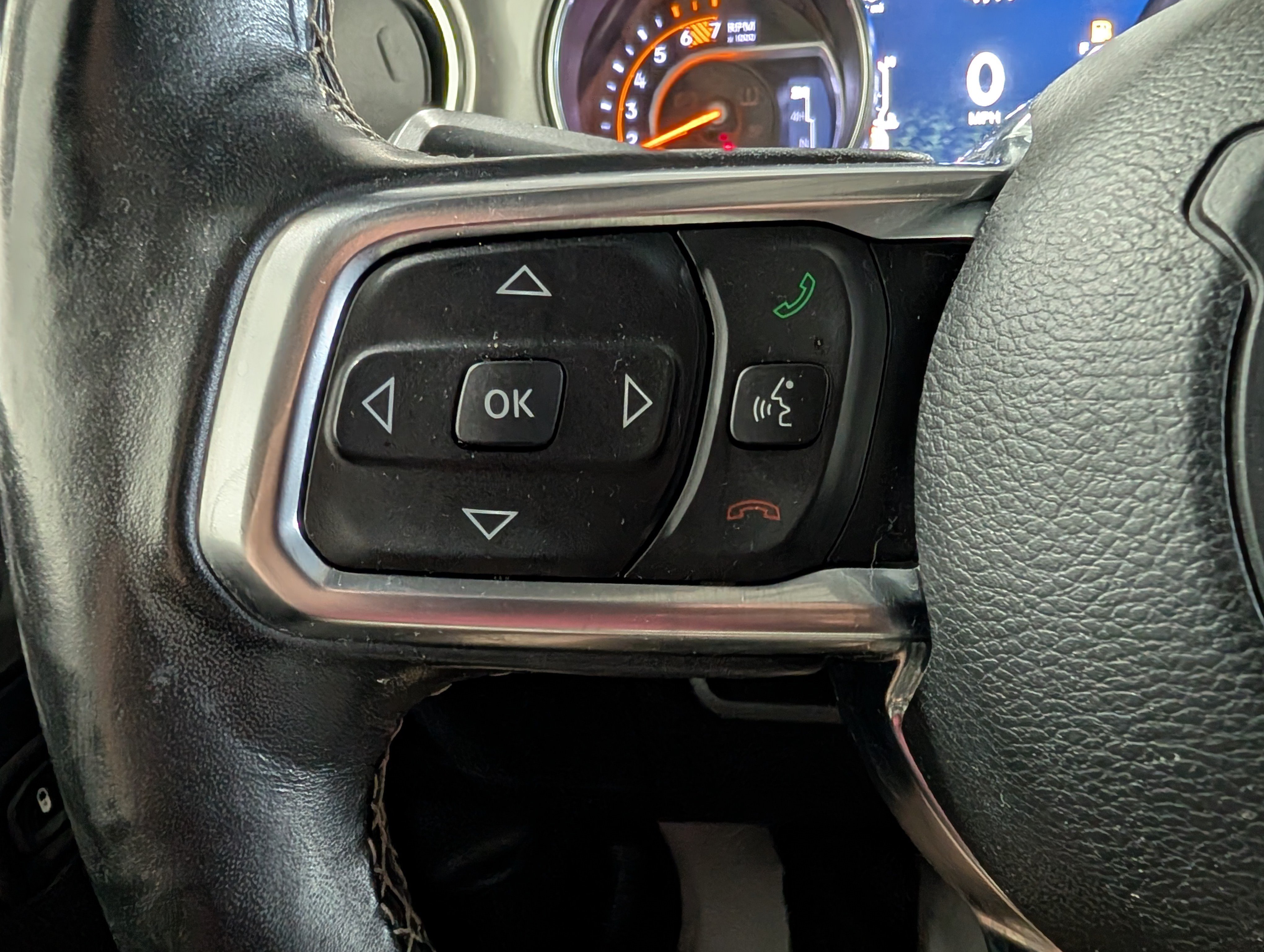 Used 2019 Jeep Wrangler Unlimited Sahara w/ Cold Weather Group AWD/4WD image 20