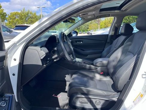 Used 2023 Honda Accord Touring image 8