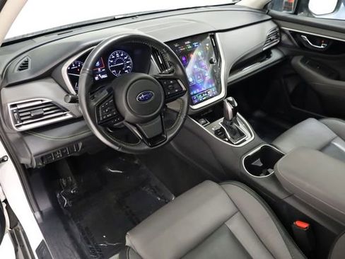 Used 2025 Subaru Outback Onyx Edition AWD/4WD image 12