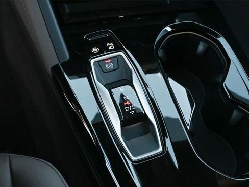 Certified 2025 Audi Q5 Premium w/ Convenience Package AWD/4WD image 12