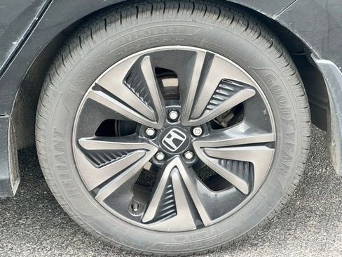 Used 2018 Honda Civic EX image 4