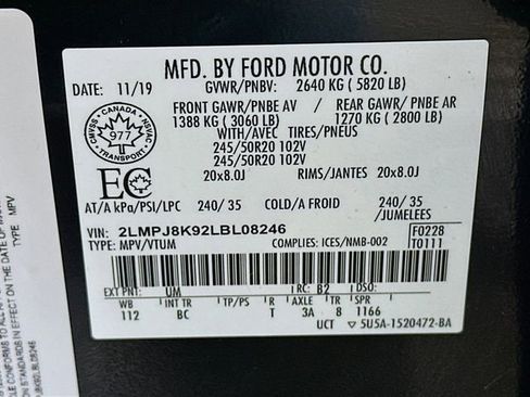 Certified 2020 Lincoln Nautilus Reserve w/ Equipment Group 201A AWD/4WD image 36