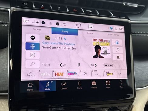 New 2025 Jeep Grand Cherokee Limited w/ Trailer Tow Package image 30