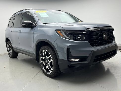 Used 2022 Honda Passport Elite image 2