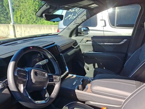 Used 2024 GMC Acadia Denali w/ Super Cruise Package AWD/4WD image 11