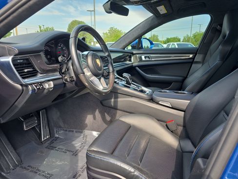 Used 2019 Porsche Panamera GTS AWD/4WD image 10