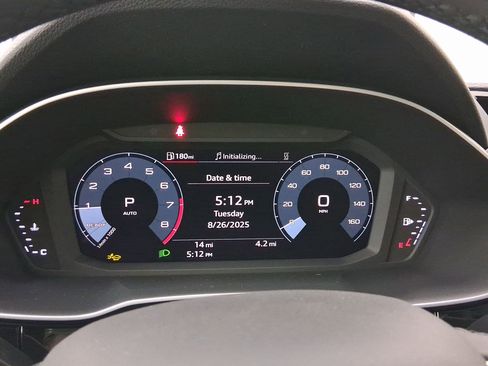 New 2025 Audi Q3 2.0T Premium image 18