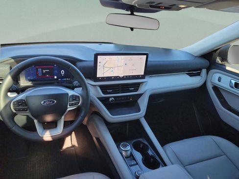 New 2026 Ford Explorer Active w/ Active Comfort Package image 18