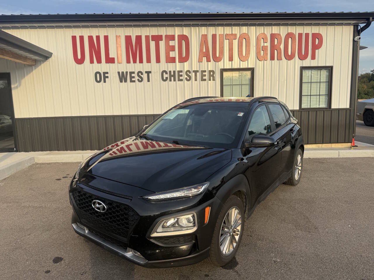 Used 2021 Hyundai Kona SEL Plus FWD image 1