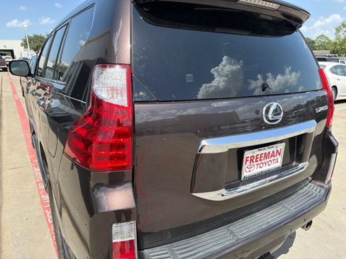 Used 2012 Lexus GX 460 Premium AWD/4WD image 9