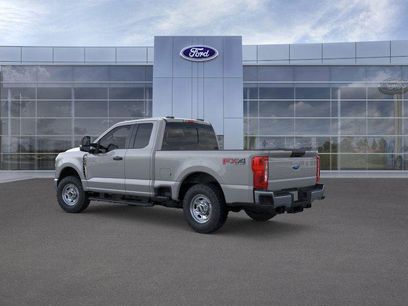 New 2026 Ford F250 XL w/ XL Off-Road Package
