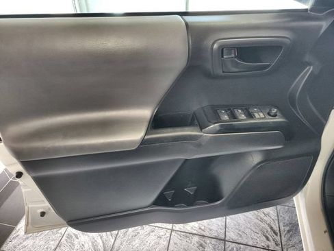 Used 2023 Toyota Tacoma SR AWD/4WD image 13