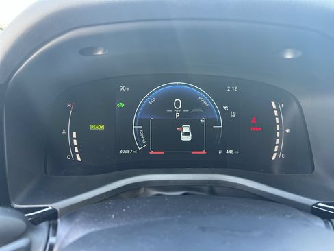 Used 2025 Toyota Camry SE w/ Multimedia Upgrade Package FWD image 21