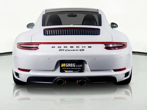 Used 2019 Porsche 911 Carrera 4S AWD/4WD image 11