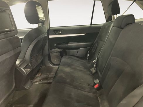 Used 2014 Subaru Outback 2.5i Premium w/ Moonroof Package image 13