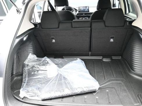 Used 2026 Honda HR-V LX image 18