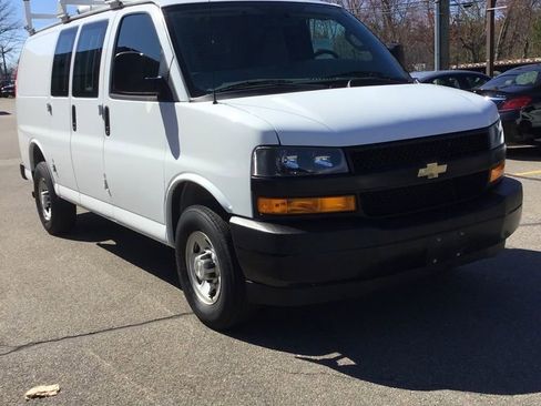 Used 2020 Chevrolet Express 3500 w/ Driver Convenience Package image 1