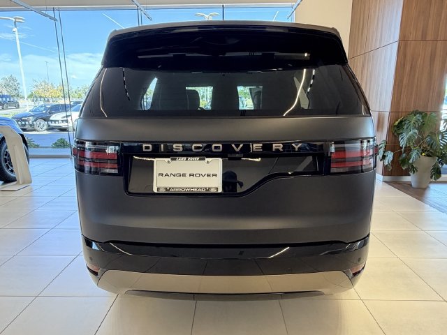 New 2026 Land Rover Discovery Limited Edition AWD/4WD image 18