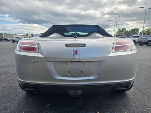 Used 2009 Saturn Sky w/ Premium Trim Package RWD image 4