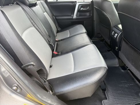 Used 2018 Toyota 4Runner SR5 Premium AWD/4WD image 16