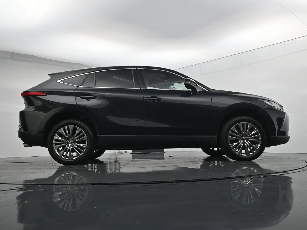 Used 2023 Toyota Venza Limited AWD/4WD image 38