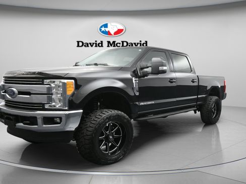 Used 2017 Ford F250 Lariat w/ Lariat Value Package AWD/4WD image 1